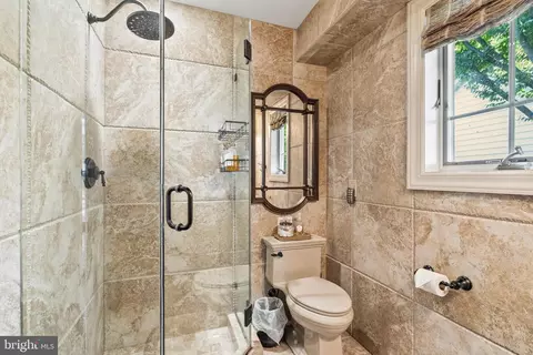 Bath - 11 N Jefferson St, Frederick, MD 21701 photo 4 of 5