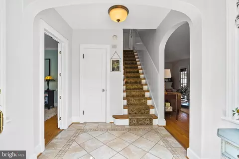 Entry Way - 11 N Jefferson St, Frederick, MD 21701 photo 2 of 9