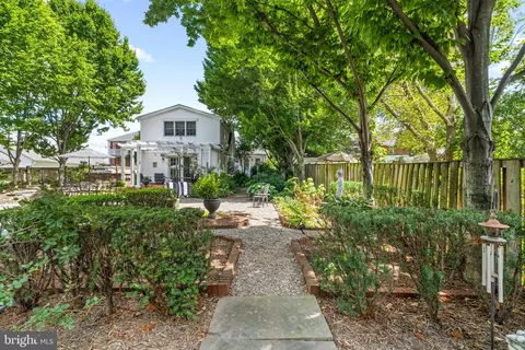 Exterior - 11 N Jefferson St, Frederick, MD 21701 photo 19 of 24