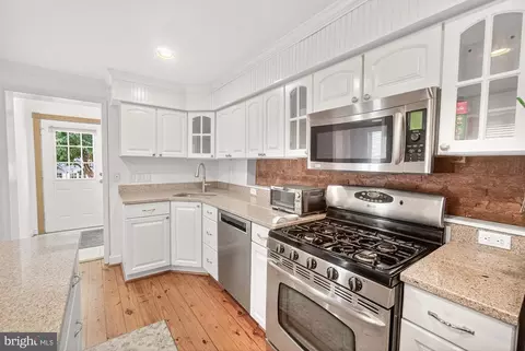 Kitchen - 326 E Church St, Frederick, MD 21701 photo 2 of 4