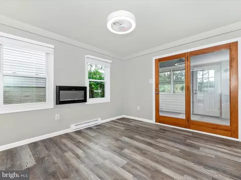 204 E H St, Brunswick, MD 21716 photo 13
