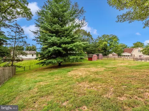 204 E H St, Brunswick, MD 21716 photo 36