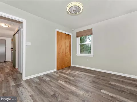 204 E H St, Brunswick, MD 21716 photo 22