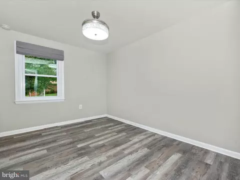 204 E H St, Brunswick, MD 21716 photo 27