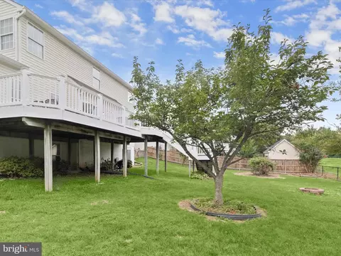 Exterior - 2049 William Franklin Dr, Frederick, MD 21702 photo 14 of 15