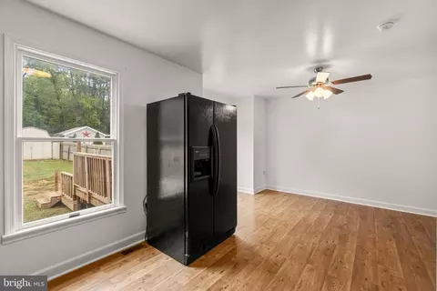 110 E Hammaker St, Thurmont, MD 21788 photo 14