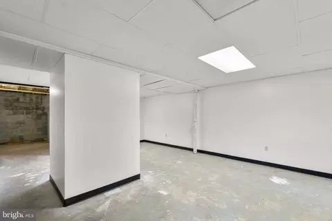 110 E Hammaker St, Thurmont, MD 21788 photo 41