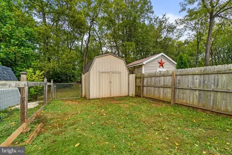 110 E Hammaker St, Thurmont, MD 21788 photo 38