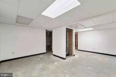 110 E Hammaker St, Thurmont, MD 21788 photo 42
