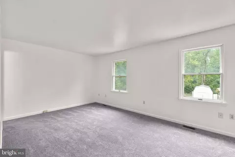 110 E Hammaker St, Thurmont, MD 21788 photo 24