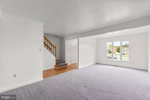 110 E Hammaker St, Thurmont, MD 21788 photo 8