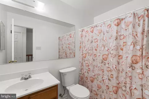 110 E Hammaker St, Thurmont, MD 21788 photo 33