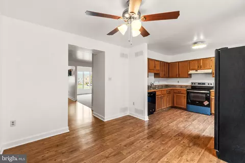 110 E Hammaker St, Thurmont, MD 21788 photo 19