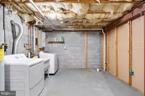 110 E Hammaker St, Thurmont, MD 21788 photo 40