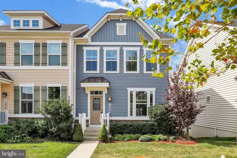 1208 Younkins Dr, Brunswick, MD 21716