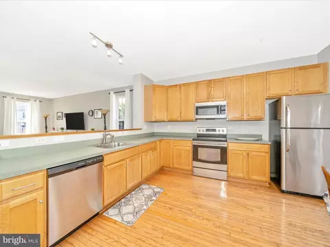 Kitchen - 514 Ellison Ct, Frederick, MD 21703 photo 4 of 8
