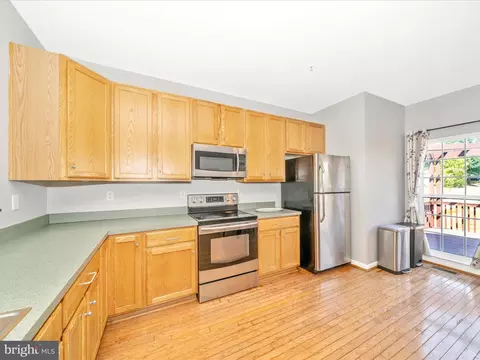 Kitchen - 514 Ellison Ct, Frederick, MD 21703 photo 6 of 8
