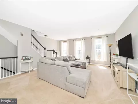Living - 514 Ellison Ct, Frederick, MD 21703 photo 1 of 4