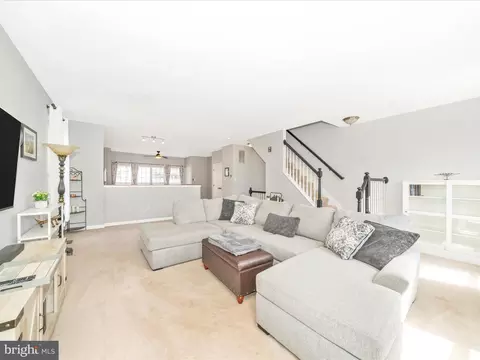 Living - 514 Ellison Ct, Frederick, MD 21703 photo 4 of 4