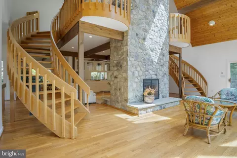 10534 Gambrill Park Rd, Frederick, MD 21702 photo 10