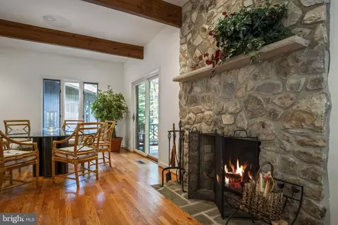 10534 Gambrill Park Rd, Frederick, MD 21702 photo 5