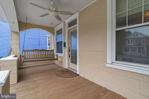 Exterior - 210 Dill Ave, Frederick, MD 21701 photo 6 of 6