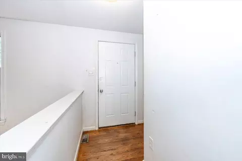 8017 Cattail Ct, Frederick, MD 21701 photo 5
