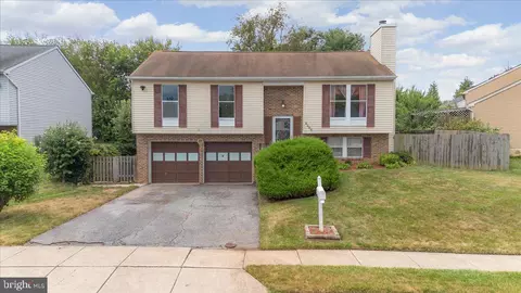Exterior - 1315 Danberry Dr, Frederick, MD 21703 photo 4 of 5