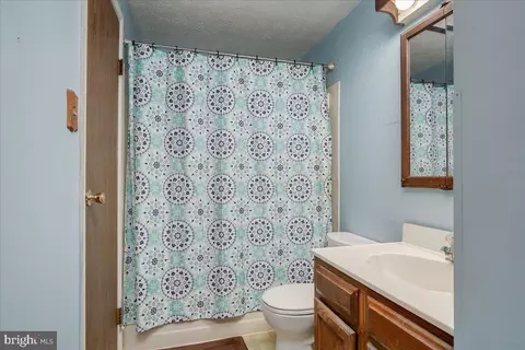 Bath - 1315 Danberry Dr, Frederick, MD 21703 photo 1 of 2