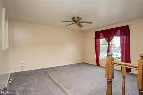 Living - 1315 Danberry Dr, Frederick, MD 21703 photo 2 of 4