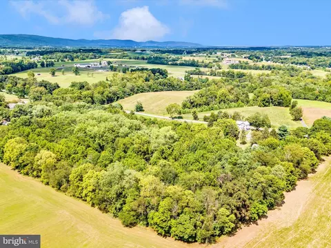 View/Area - 7347 Sundays Ln, Frederick, MD 21702 photo 6 of 10
