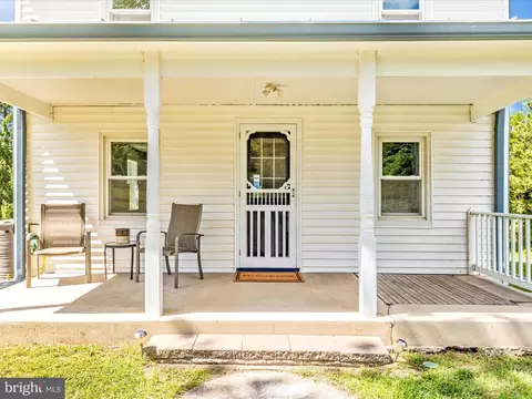 Exterior - 7347 Sundays Ln, Frederick, MD 21702 photo 2 of 10