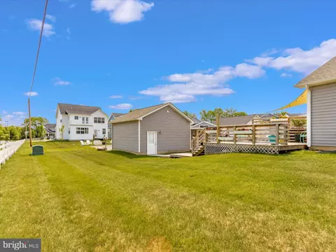 Exterior - 616 Gillespie Dr, Frederick, MD 21702 photo 9 of 9