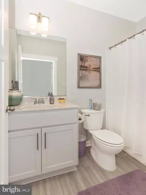 Bath - 616 Gillespie Dr, Frederick, MD 21702 photo 6 of 6