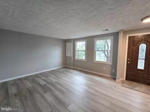 5747 Charstone Ct, Frederick, MD 21703 photo 9