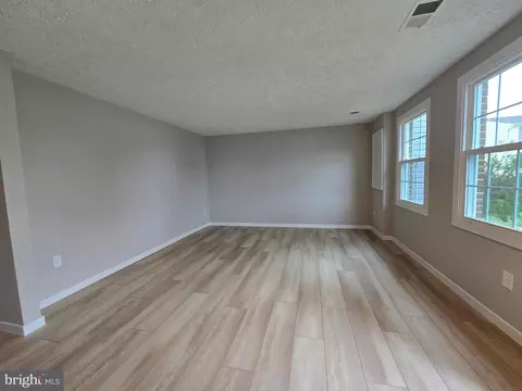 5747 Charstone Ct, Frederick, MD 21703 photo 8