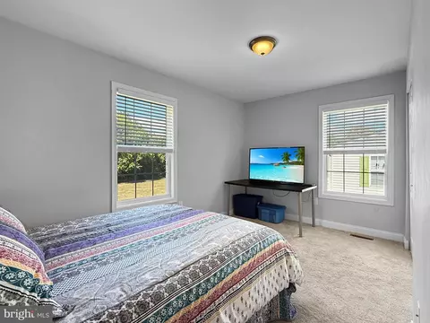 517 Lancaster Pl, Frederick, MD 21703 photo 19