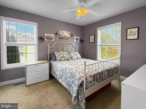 517 Lancaster Pl, Frederick, MD 21703 photo 13