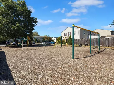 517 Lancaster Pl, Frederick, MD 21703 photo 25
