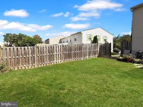 517 Lancaster Pl, Frederick, MD 21703 photo 24