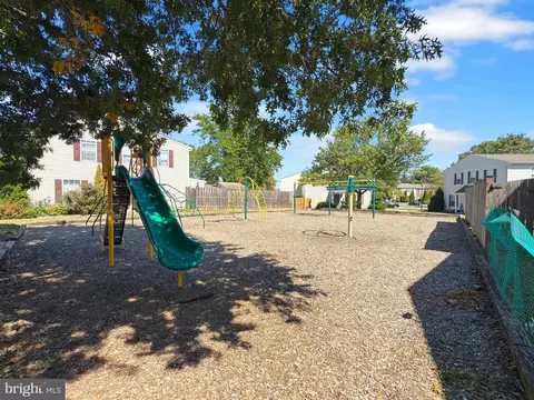 517 Lancaster Pl, Frederick, MD 21703 photo 27