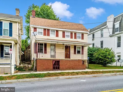 Exterior - 417 W Main St, Middletown, MD 21769 photo 2 of 13