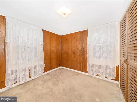 Bedroom - 417 W Main St, Middletown, MD 21769 photo 10 of 11