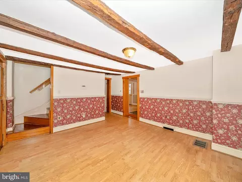 Living - 417 W Main St, Middletown, MD 21769 photo 2 of 4