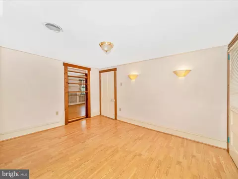 Living - 417 W Main St, Middletown, MD 21769 photo 4 of 4