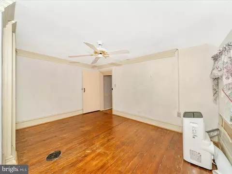 Bedroom - 417 W Main St, Middletown, MD 21769 photo 3 of 11