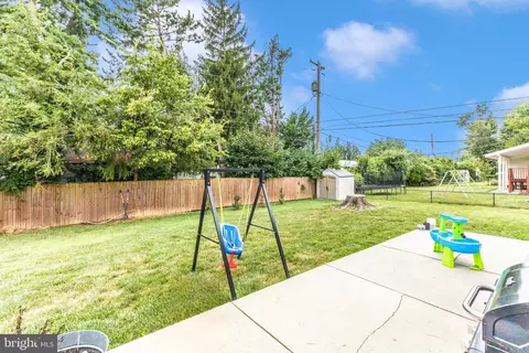 Exterior - 1496 W 10th St, Frederick, MD 21702 photo 3 of 5