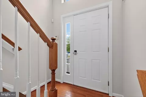 Entry Way - 1948 Crossing Stone Ct, Frederick, MD 21702 photo 5 of 6