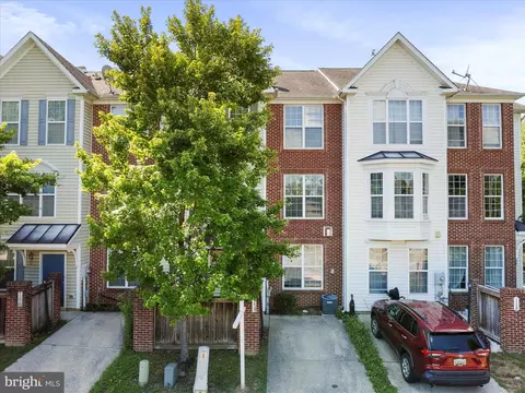 110 Royal Bonnet Pl, Frederick, MD 21702 photo 2