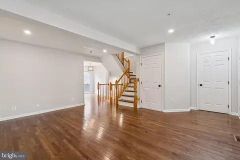 Living - 6813 Fallard Pl, Frederick, MD 21703 photo 1 of 2
